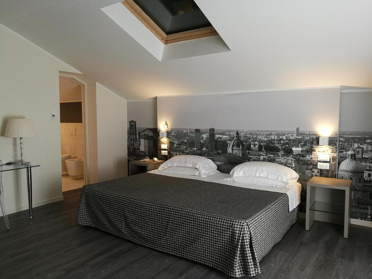 Savoia Hotel Regency Bologna Esterno foto